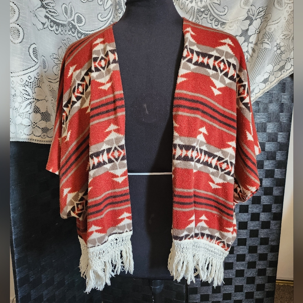 Mauve - Multi-Colored Aztec Short Sleeve Cardigan - (M)